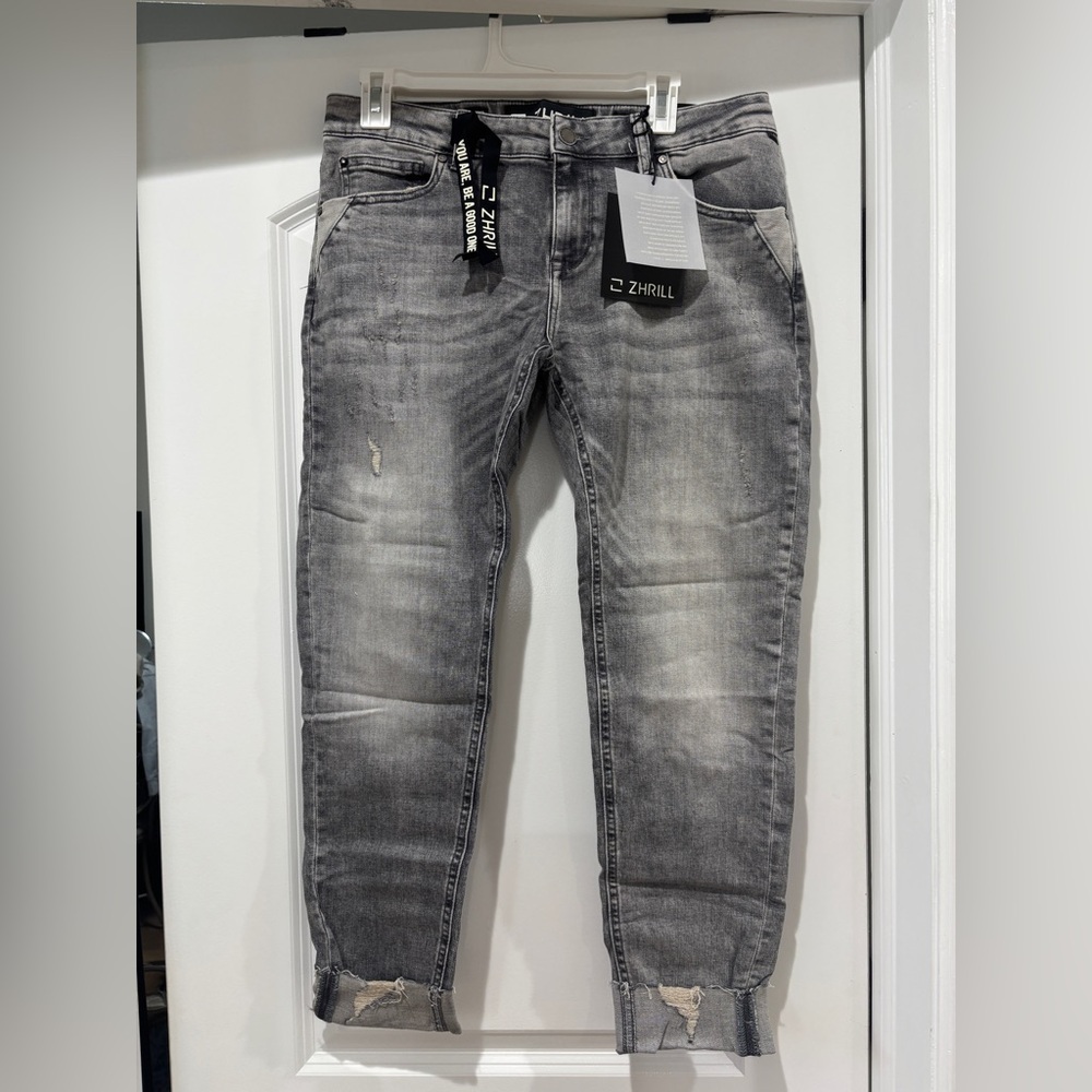 Women’s Gray Jeans Brand New
